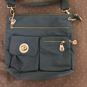 **BAGGILLANI** Teal Travel Crossbody Purse